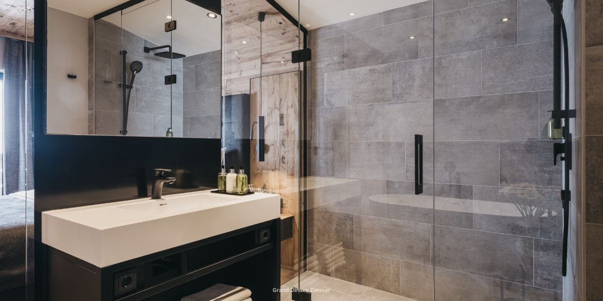 Kuscheln & Wandern in den Tiroler Bergen