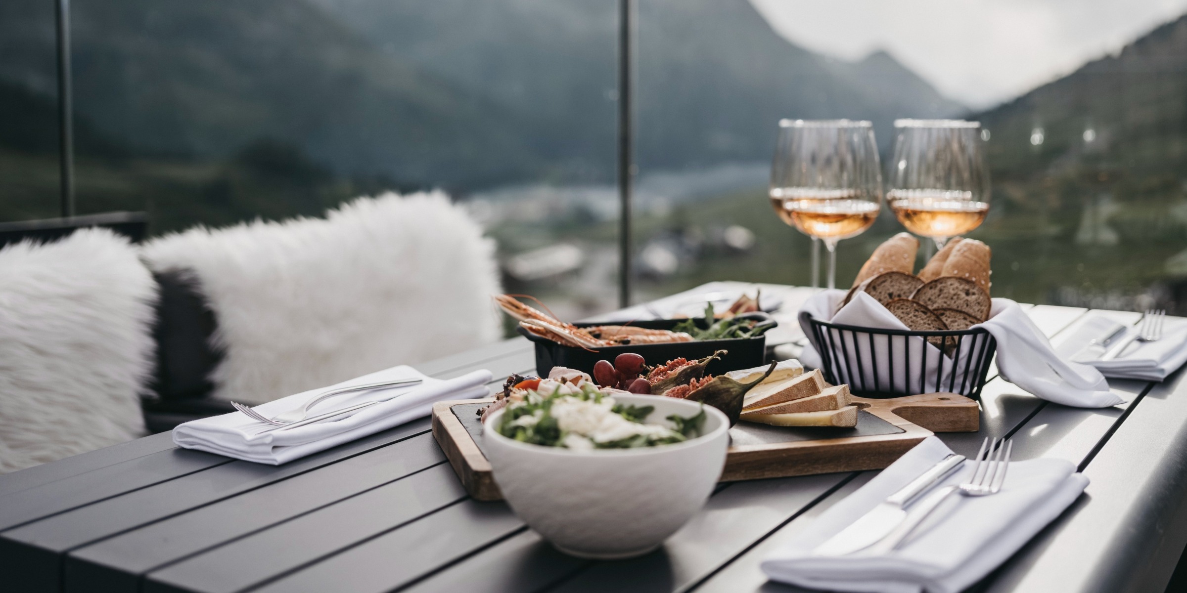 Kuscheln & Wandern in den Tiroler Bergen